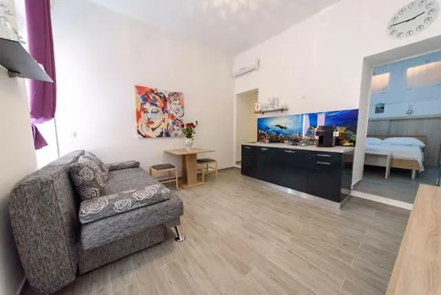 Apartment Mila Adria